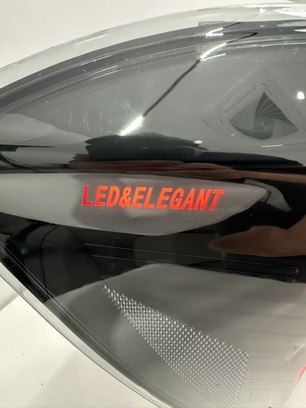 Fari Posteriori per BMW Serie  - Union Lighting & Decor Hours recensione e prezzo