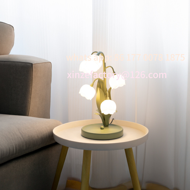 Lampada da tavolo a forma di f - Decor Lighting Cy recensione e prezzo