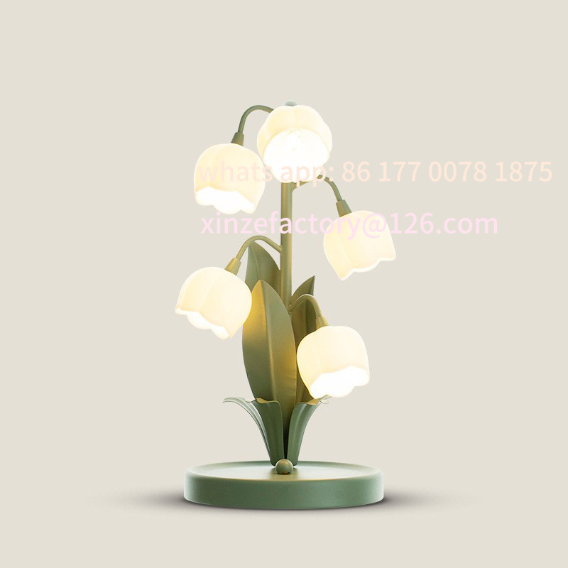 Lampada da tavolo a forma di f - Decor Lighting Cy recensione e prezzo